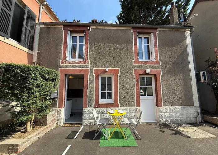 Le Spot H34, Proche De La *